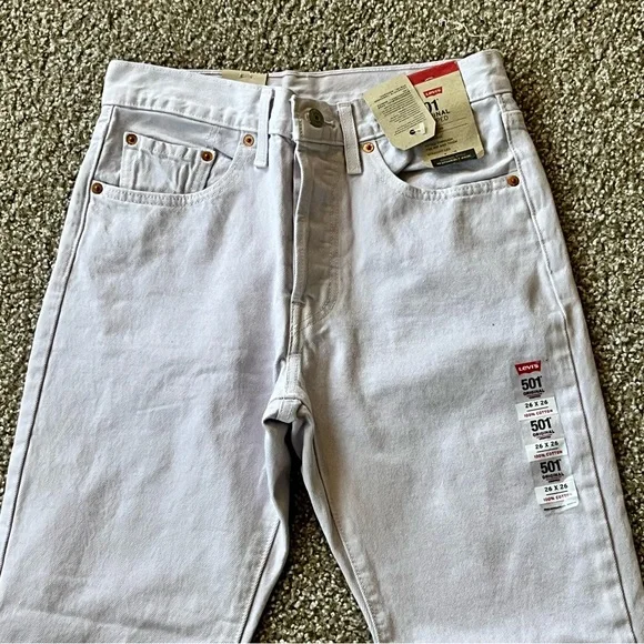 New with tags Levi's 501 light purple Straight Leg Jeans Classic Denim - Picture 3 of 11